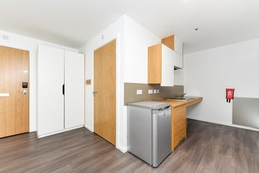 1 bed studio, Great Crosshall Street, City Centre, Liverpool, L32AT - Image 4
